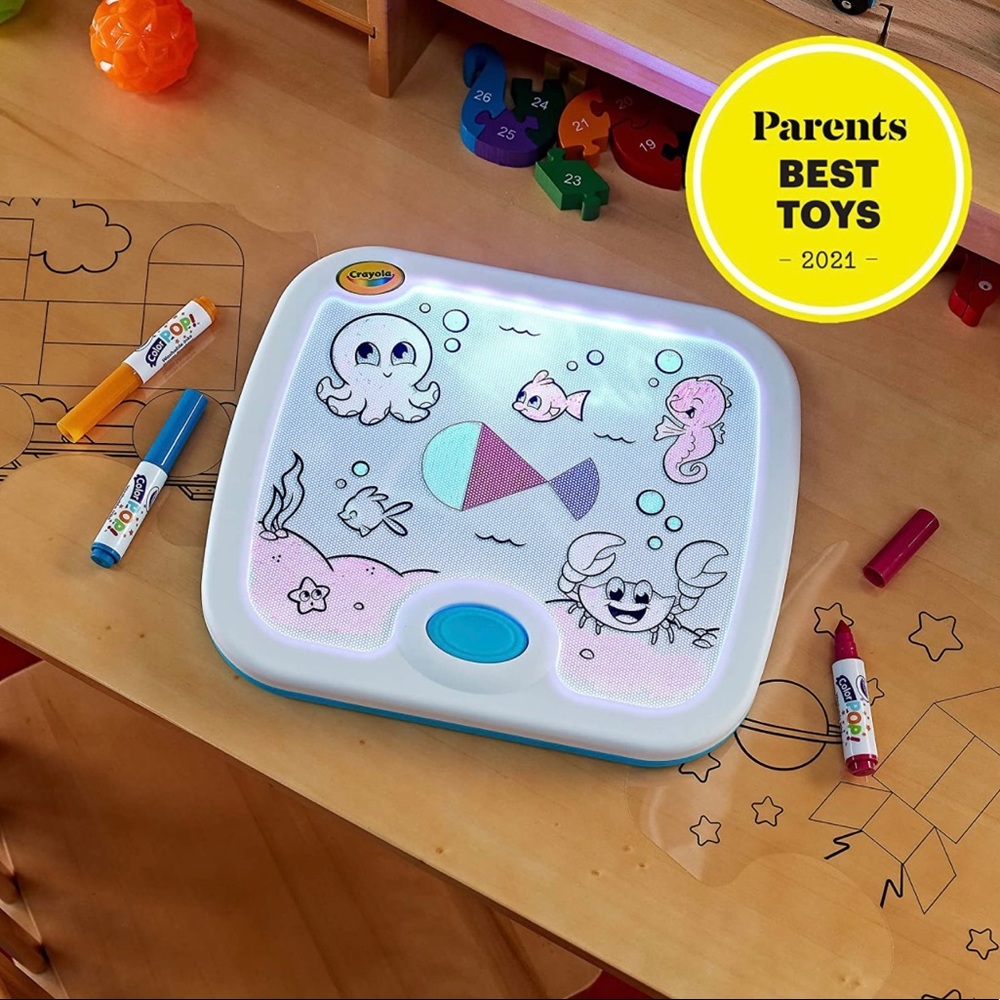 Crayola Light Up Activity Board, Kids Art Kit